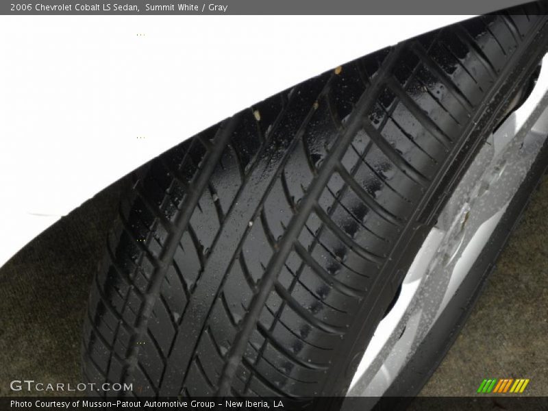 Summit White / Gray 2006 Chevrolet Cobalt LS Sedan