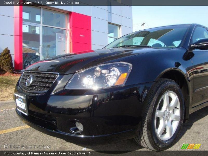Super Black / Charcoal 2006 Nissan Altima 2.5 S