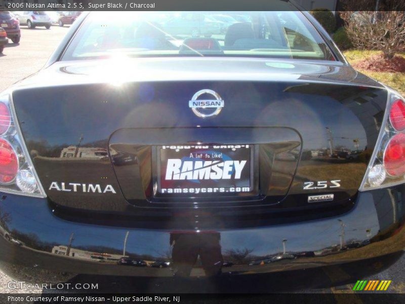 Super Black / Charcoal 2006 Nissan Altima 2.5 S