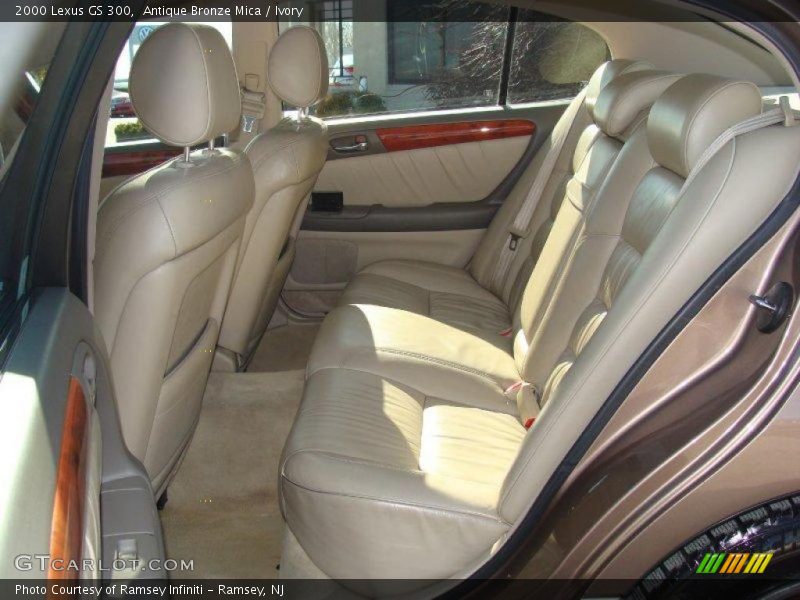 Antique Bronze Mica / Ivory 2000 Lexus GS 300