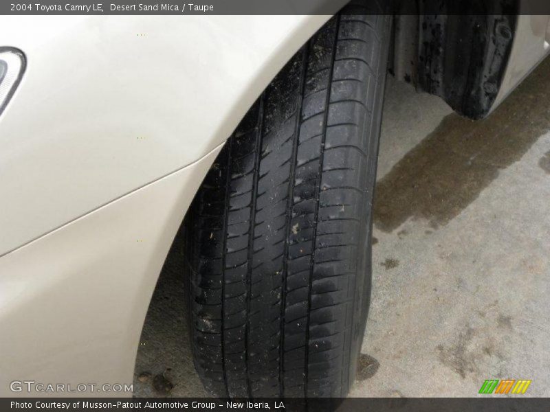 Desert Sand Mica / Taupe 2004 Toyota Camry LE