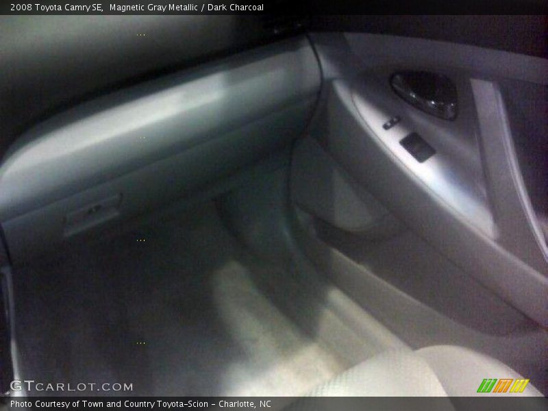 Magnetic Gray Metallic / Dark Charcoal 2008 Toyota Camry SE