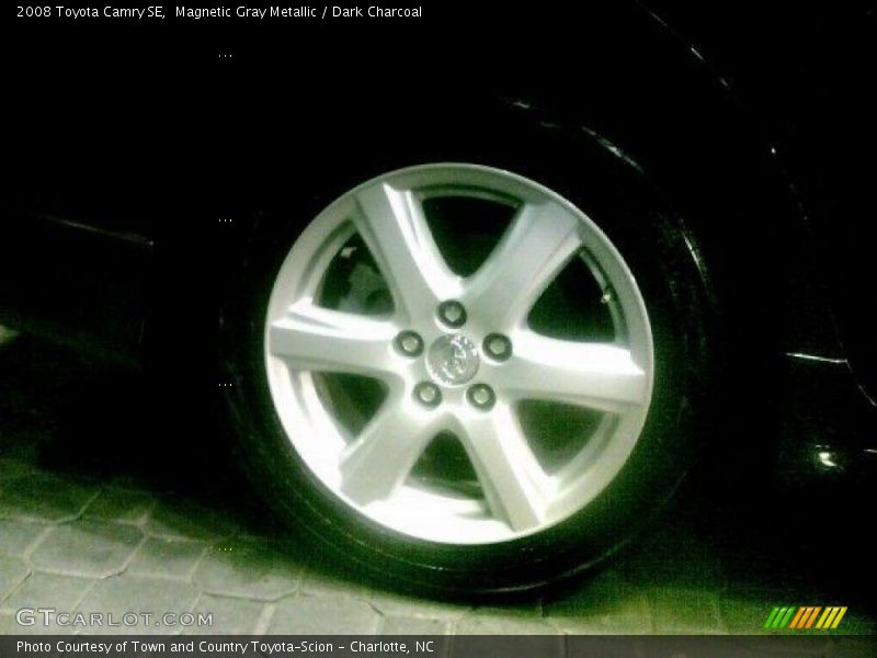 Magnetic Gray Metallic / Dark Charcoal 2008 Toyota Camry SE