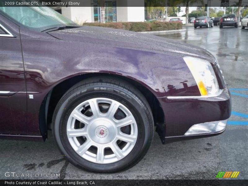 Black Cherry / Ebony 2009 Cadillac DTS