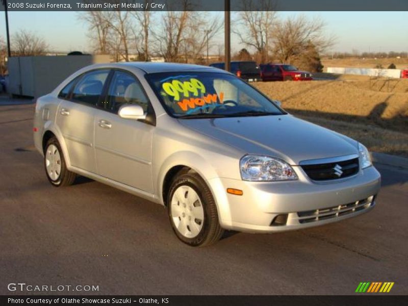 Titanium Silver Metallic / Grey 2008 Suzuki Forenza