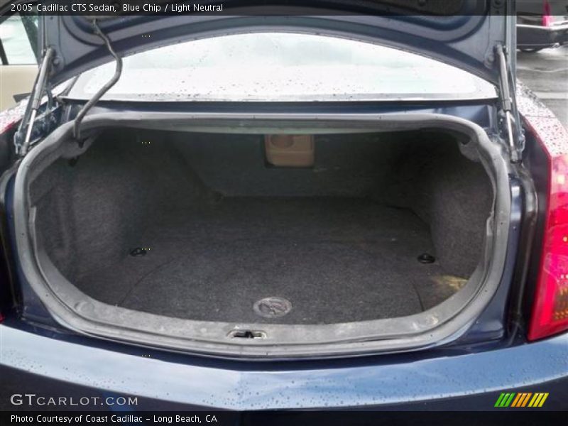 Blue Chip / Light Neutral 2005 Cadillac CTS Sedan