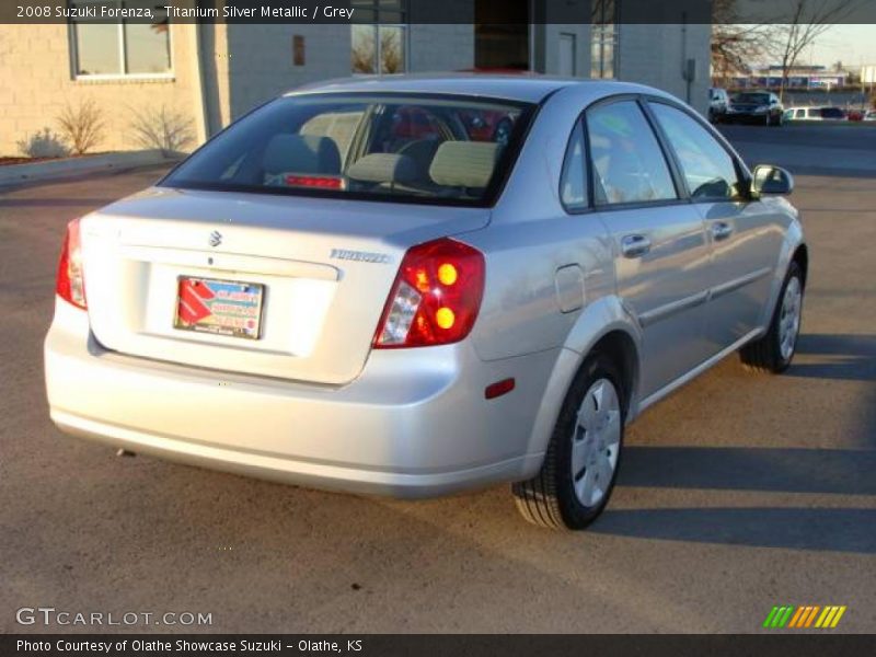 Titanium Silver Metallic / Grey 2008 Suzuki Forenza