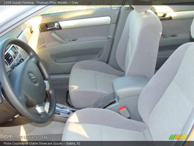 Titanium Silver Metallic / Grey 2008 Suzuki Forenza