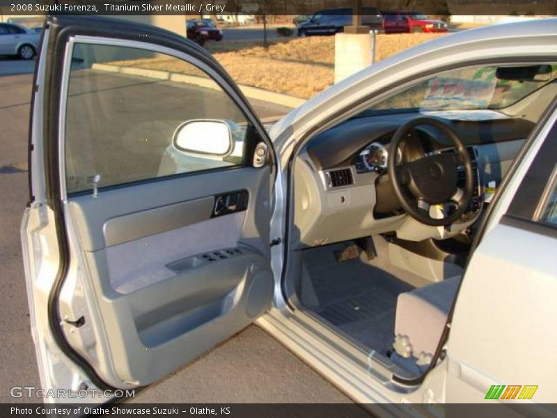 Titanium Silver Metallic / Grey 2008 Suzuki Forenza