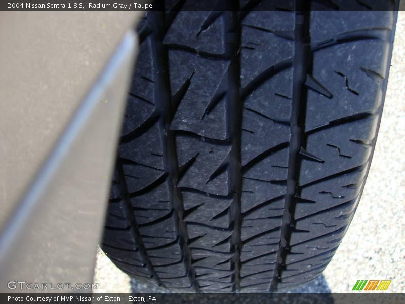 Radium Gray / Taupe 2004 Nissan Sentra 1.8 S