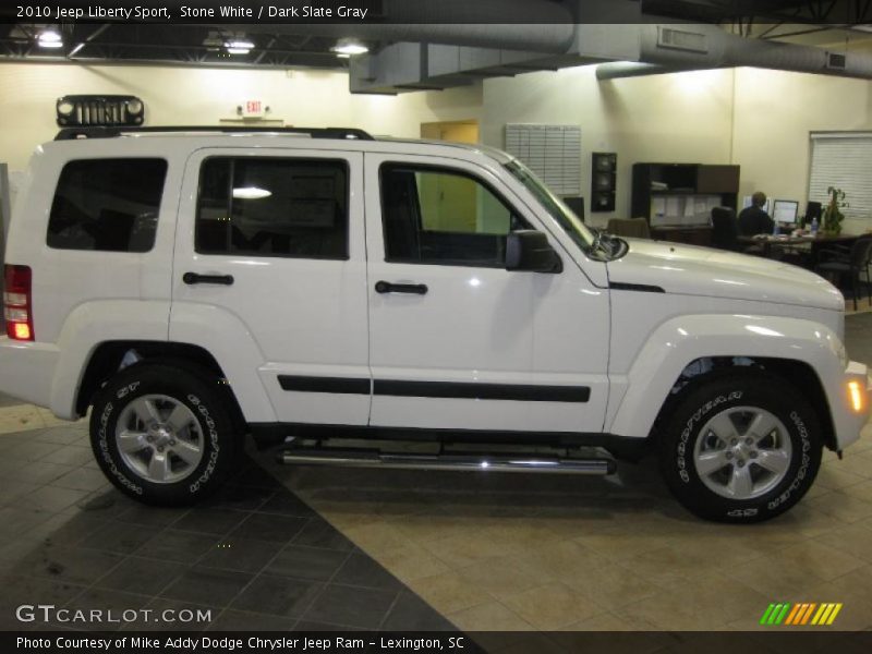 Stone White / Dark Slate Gray 2010 Jeep Liberty Sport