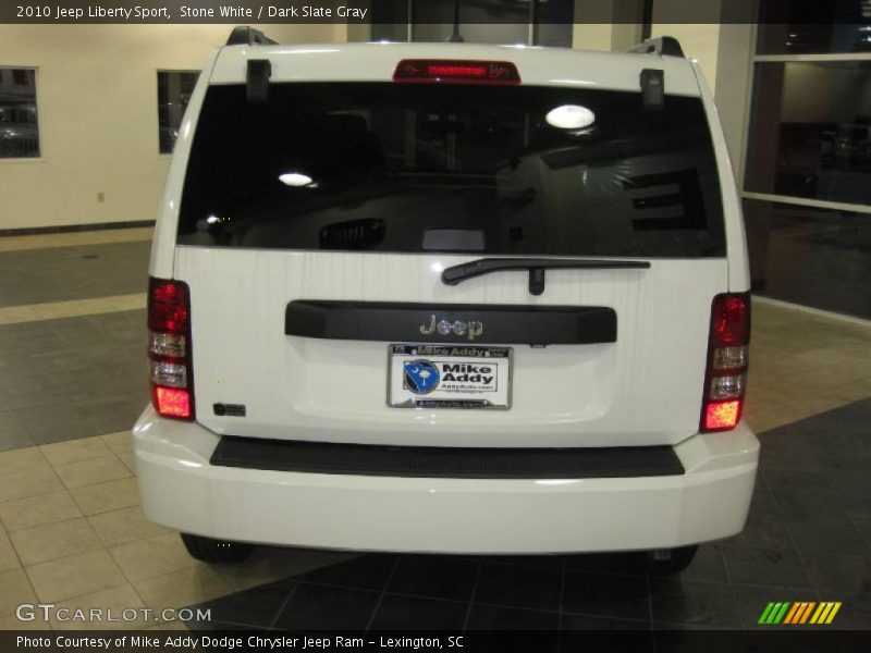 Stone White / Dark Slate Gray 2010 Jeep Liberty Sport