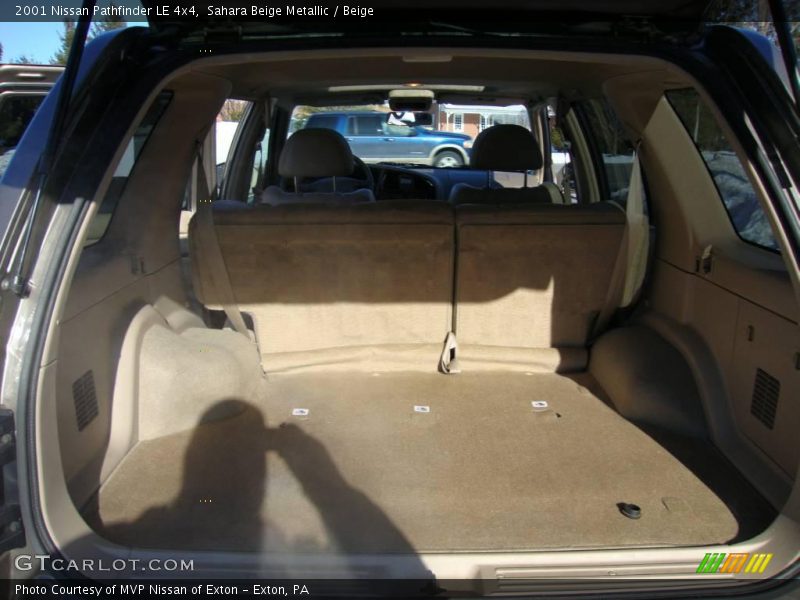 Sahara Beige Metallic / Beige 2001 Nissan Pathfinder LE 4x4