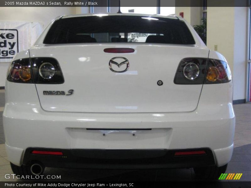 Rally White / Black 2005 Mazda MAZDA3 s Sedan
