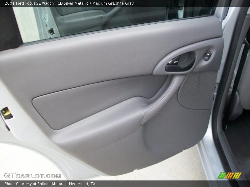 CD Silver Metallic / Medium Graphite Grey 2001 Ford Focus SE Wagon