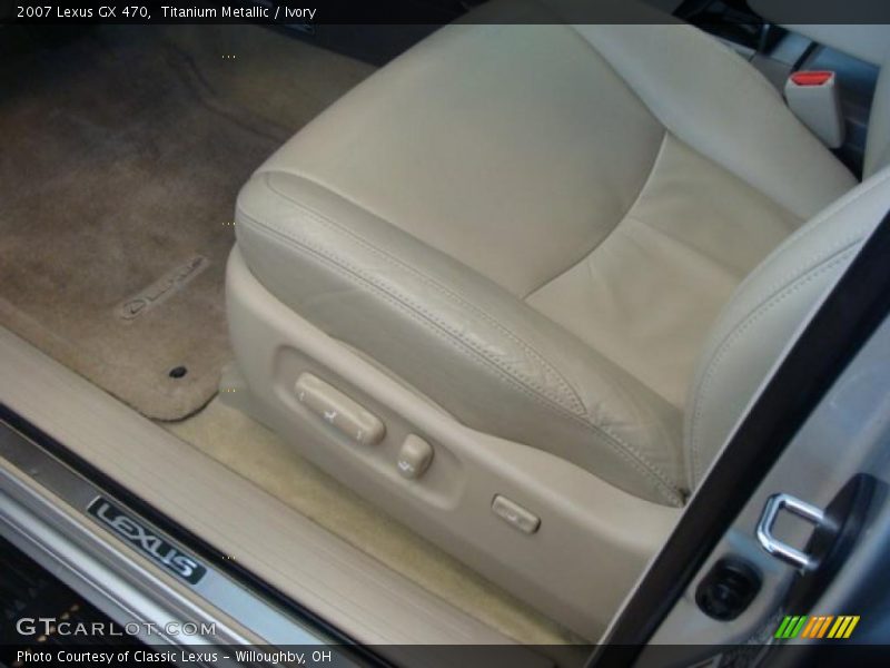Titanium Metallic / Ivory 2007 Lexus GX 470