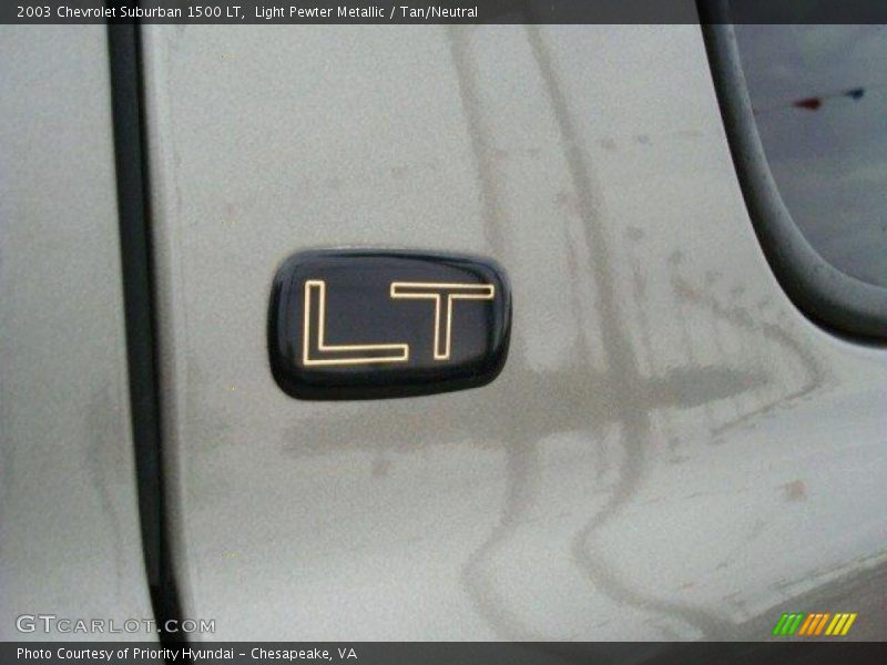 Light Pewter Metallic / Tan/Neutral 2003 Chevrolet Suburban 1500 LT