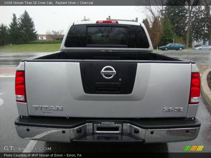 Radiant Silver / Charcoal 2008 Nissan Titan SE Crew Cab