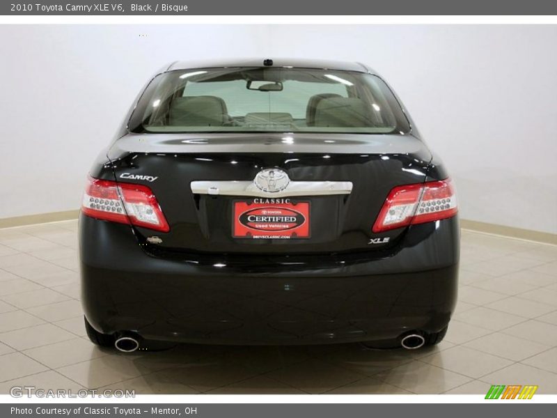 Black / Bisque 2010 Toyota Camry XLE V6