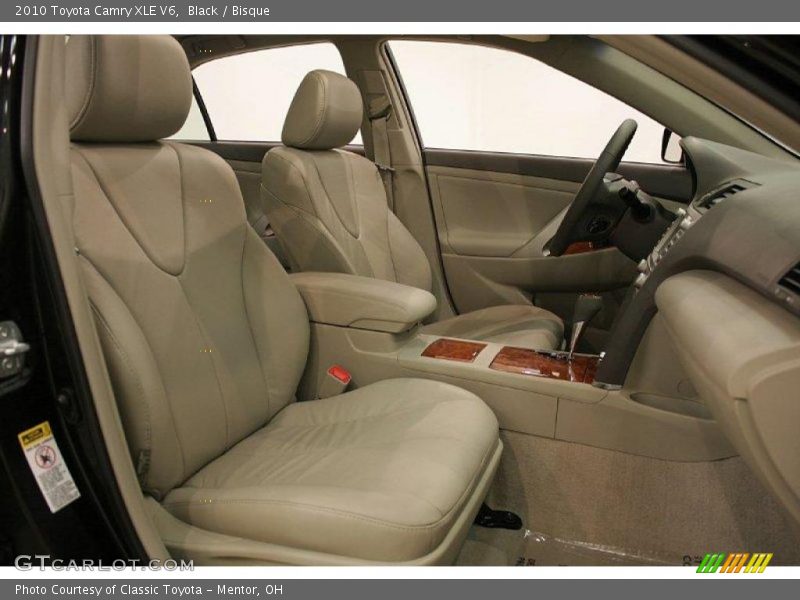 Black / Bisque 2010 Toyota Camry XLE V6