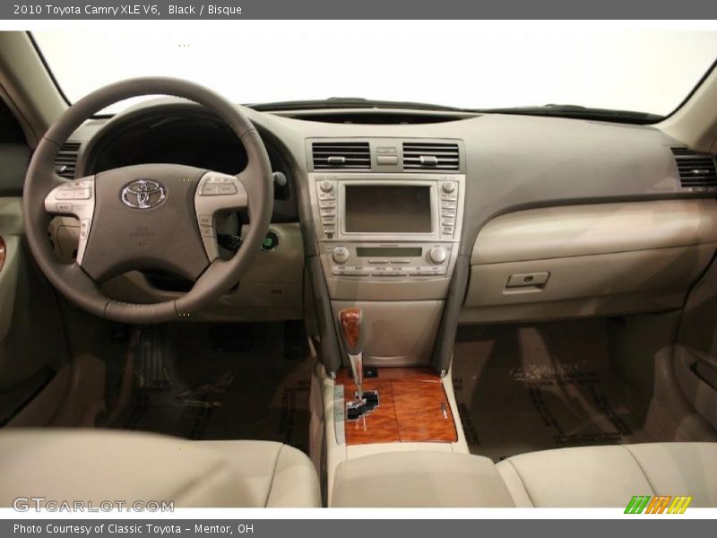 Black / Bisque 2010 Toyota Camry XLE V6