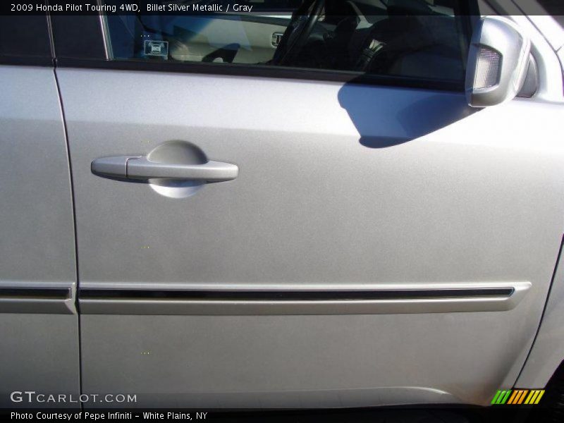 Billet Silver Metallic / Gray 2009 Honda Pilot Touring 4WD
