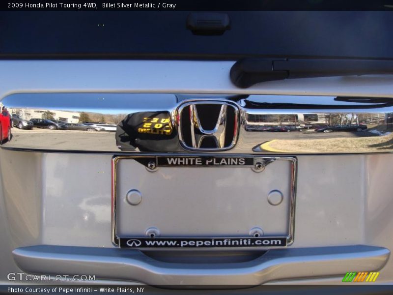 Billet Silver Metallic / Gray 2009 Honda Pilot Touring 4WD
