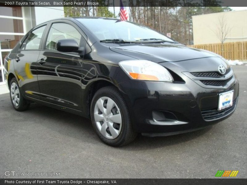 Black Sand Pearl / Bisque 2007 Toyota Yaris Sedan