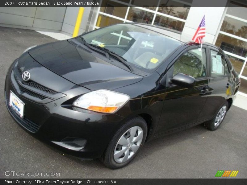 Black Sand Pearl / Bisque 2007 Toyota Yaris Sedan
