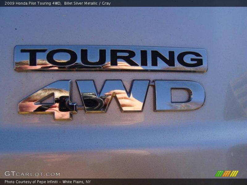 Billet Silver Metallic / Gray 2009 Honda Pilot Touring 4WD