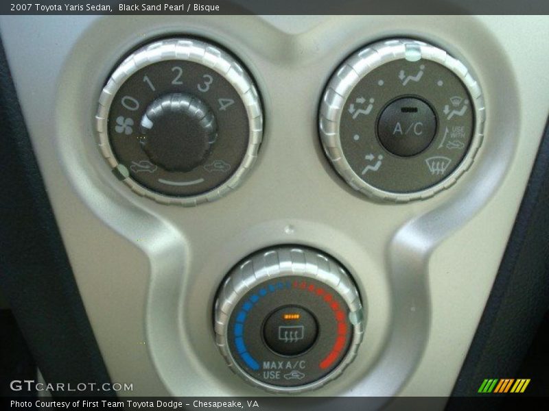 Black Sand Pearl / Bisque 2007 Toyota Yaris Sedan