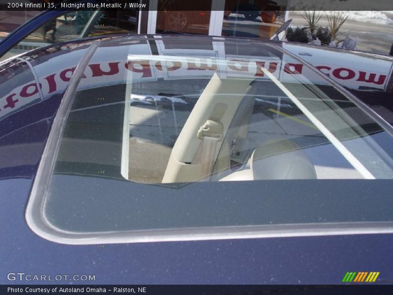 Midnight Blue Metallic / Willow 2004 Infiniti I 35