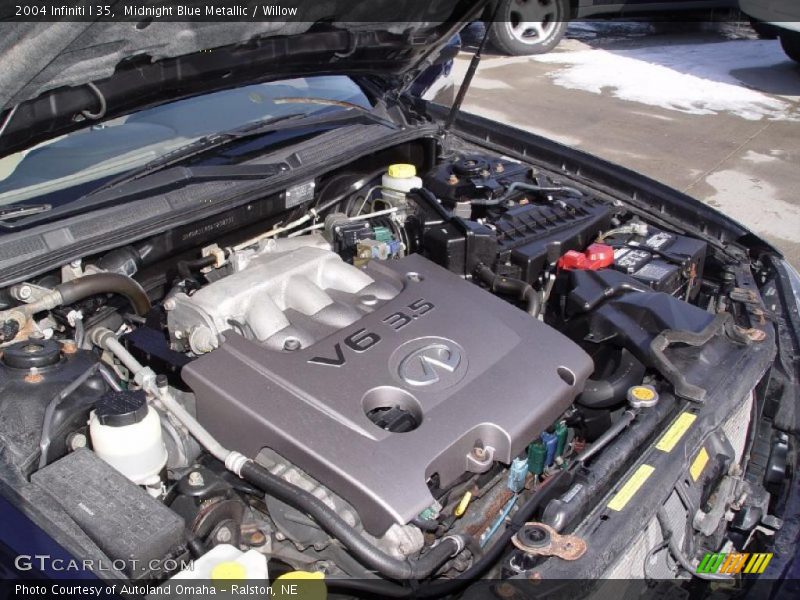 Midnight Blue Metallic / Willow 2004 Infiniti I 35