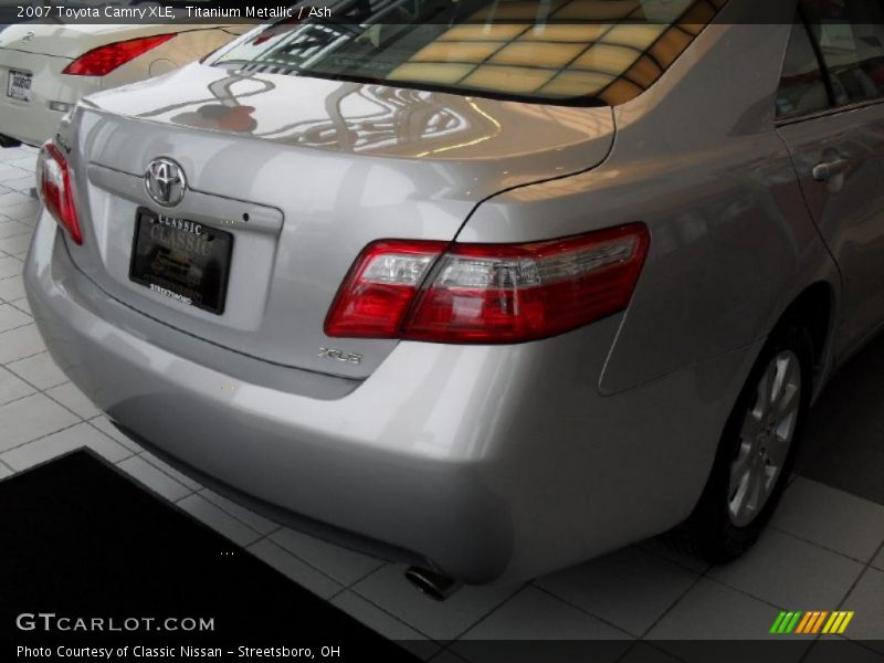 Titanium Metallic / Ash 2007 Toyota Camry XLE