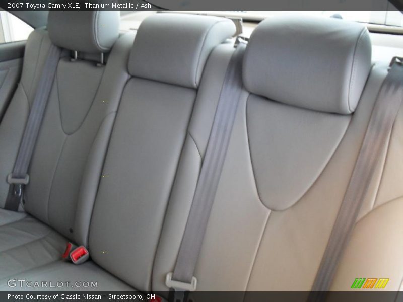 Titanium Metallic / Ash 2007 Toyota Camry XLE