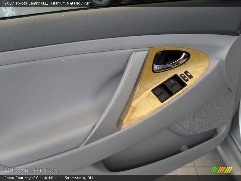 Titanium Metallic / Ash 2007 Toyota Camry XLE
