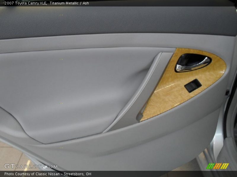 Titanium Metallic / Ash 2007 Toyota Camry XLE