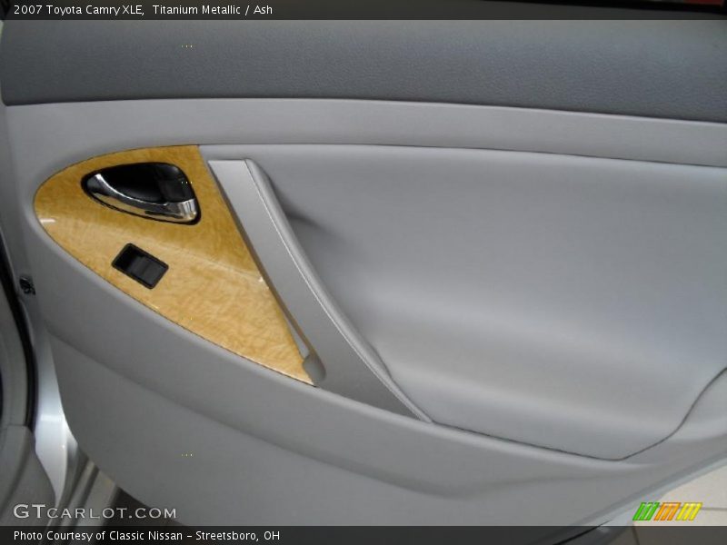 Titanium Metallic / Ash 2007 Toyota Camry XLE