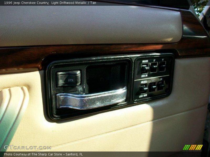 Light Driftwood Metallic / Tan 1996 Jeep Cherokee Country