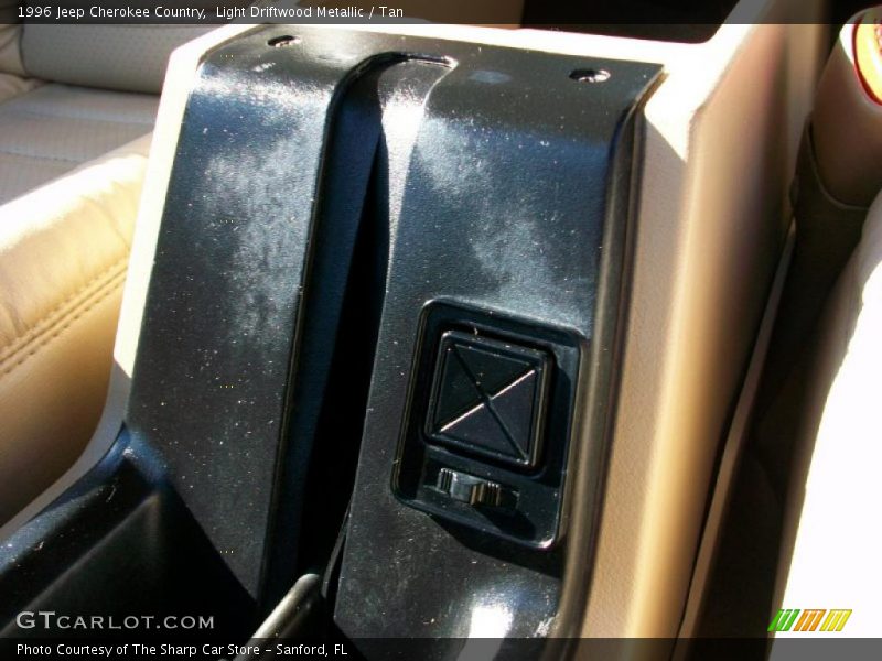 Light Driftwood Metallic / Tan 1996 Jeep Cherokee Country