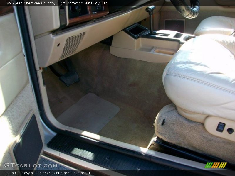 Light Driftwood Metallic / Tan 1996 Jeep Cherokee Country