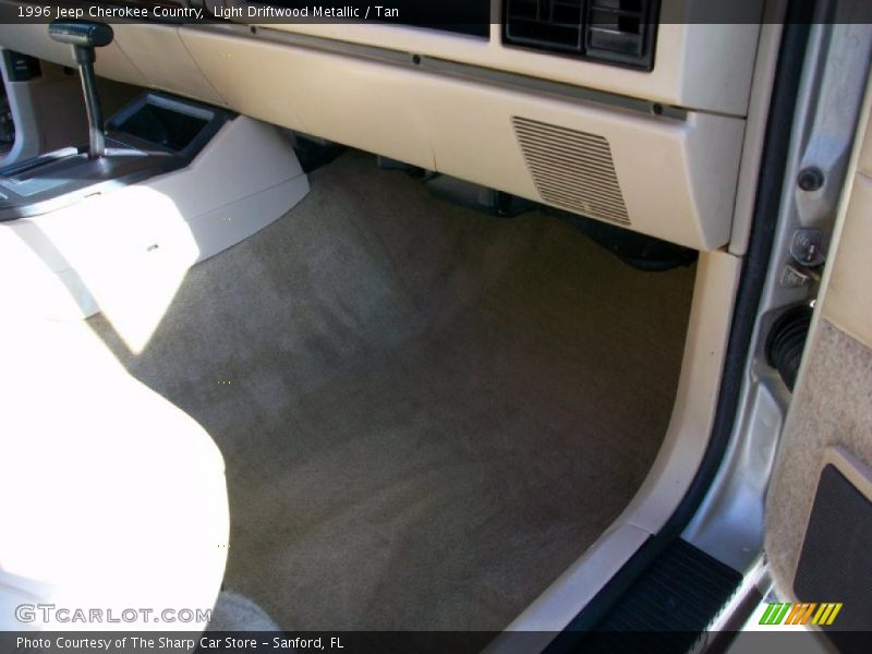 Light Driftwood Metallic / Tan 1996 Jeep Cherokee Country