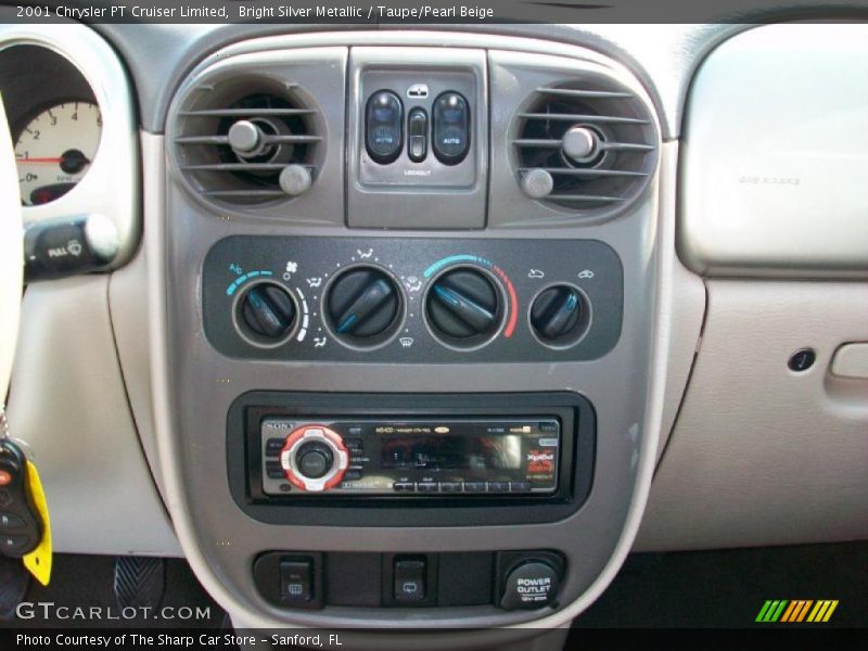 Bright Silver Metallic / Taupe/Pearl Beige 2001 Chrysler PT Cruiser Limited
