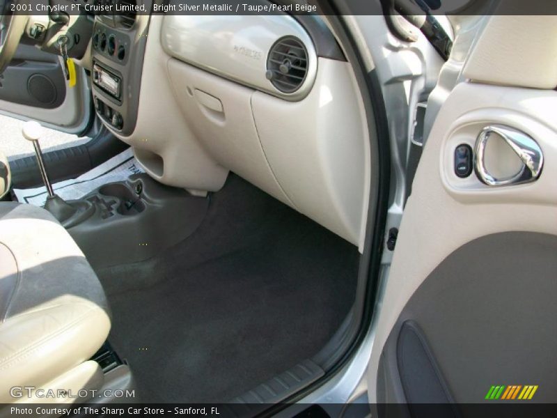 Bright Silver Metallic / Taupe/Pearl Beige 2001 Chrysler PT Cruiser Limited