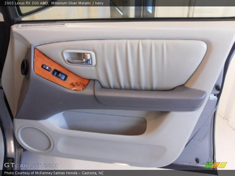 Millenium Silver Metallic / Ivory 2003 Lexus RX 300 AWD