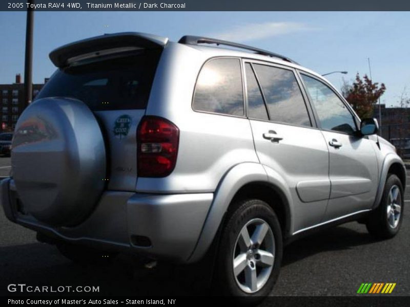 Titanium Metallic / Dark Charcoal 2005 Toyota RAV4 4WD