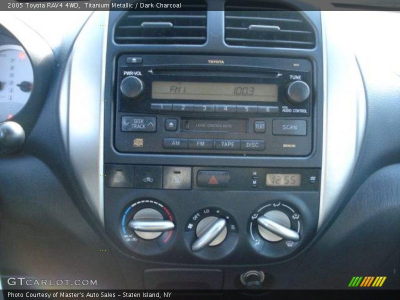 Titanium Metallic / Dark Charcoal 2005 Toyota RAV4 4WD