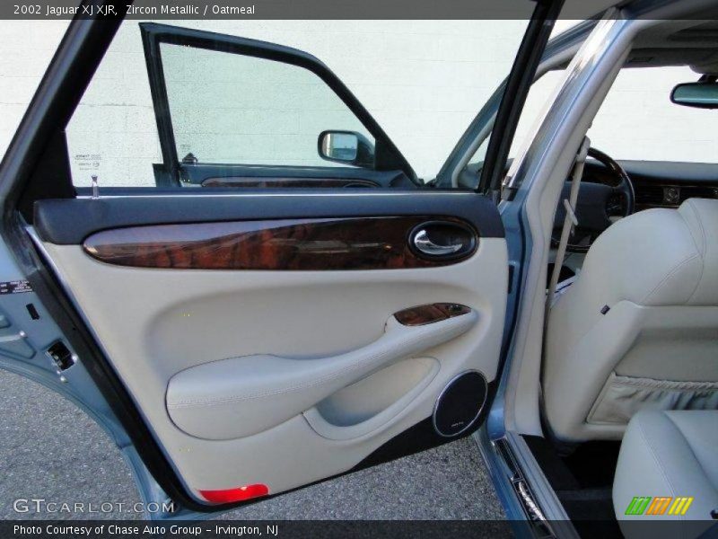 Zircon Metallic / Oatmeal 2002 Jaguar XJ XJR