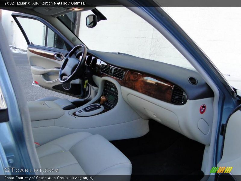 Zircon Metallic / Oatmeal 2002 Jaguar XJ XJR