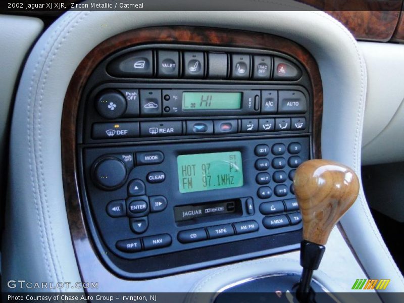 Zircon Metallic / Oatmeal 2002 Jaguar XJ XJR